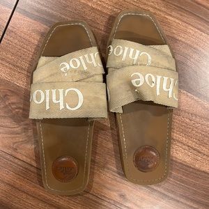 Chloe baige sliders